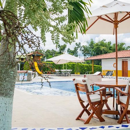 Finca Hotel La Quinta De Torrione Quimbaya Exteriör bild